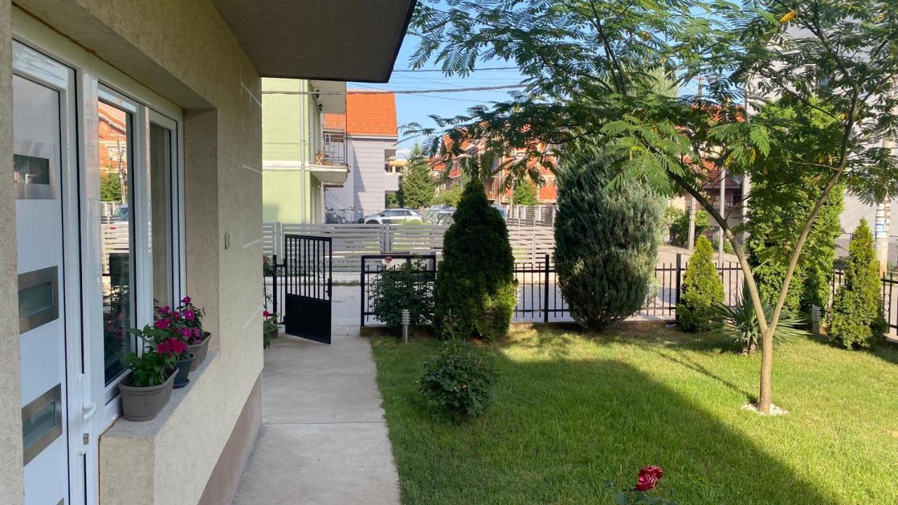 Arni Apartments Donja Vrezina 外观 照片
