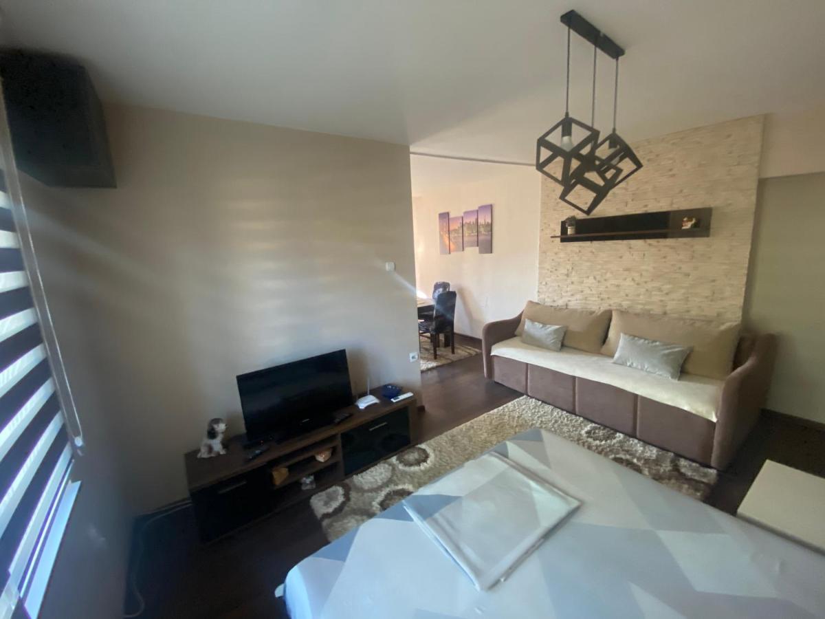 Arni Apartments Donja Vrezina 外观 照片